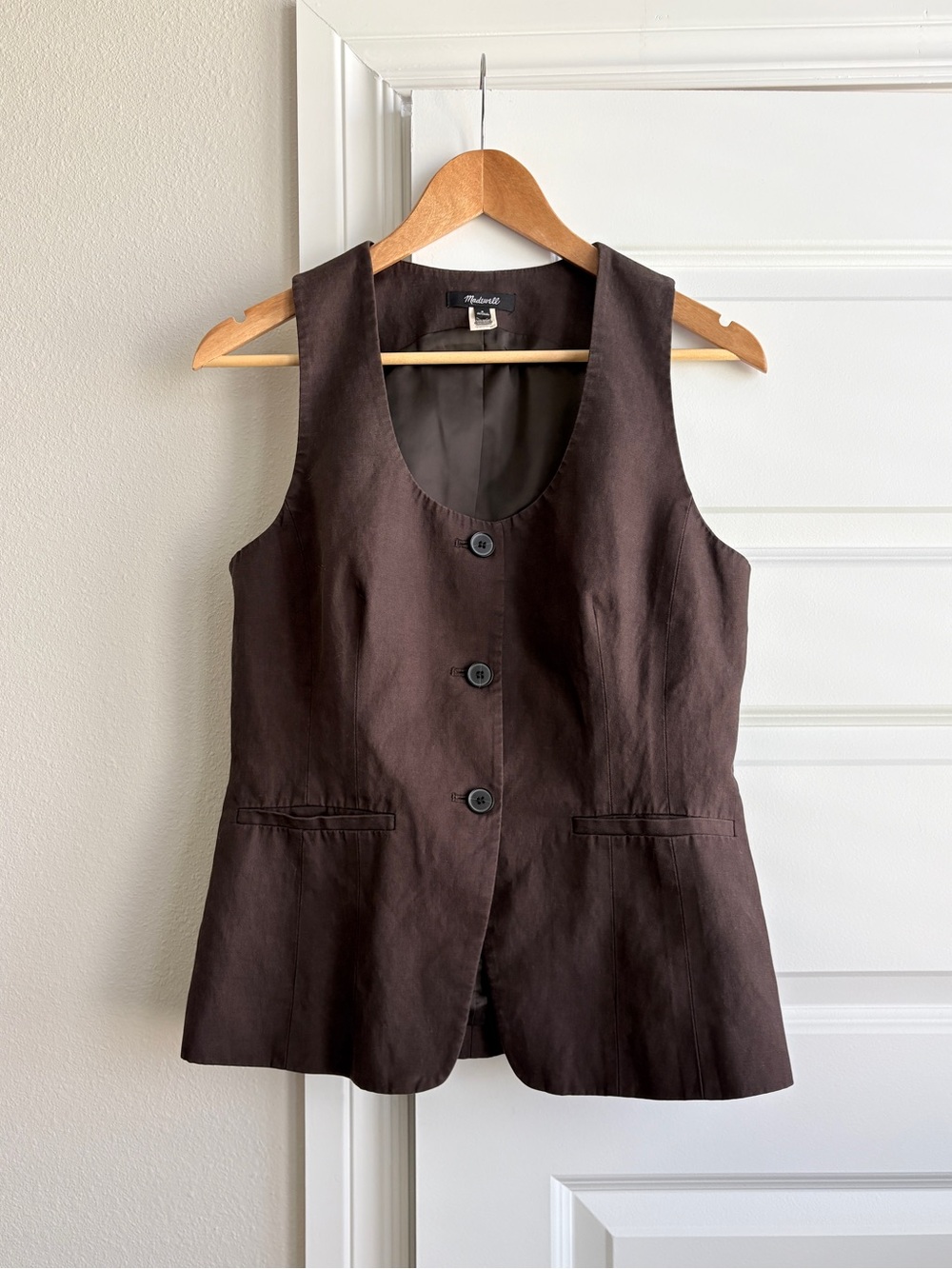 Madewell Chocolate Brown Tailored Button Front Vest Size 8 Linen TENCEL preppy
